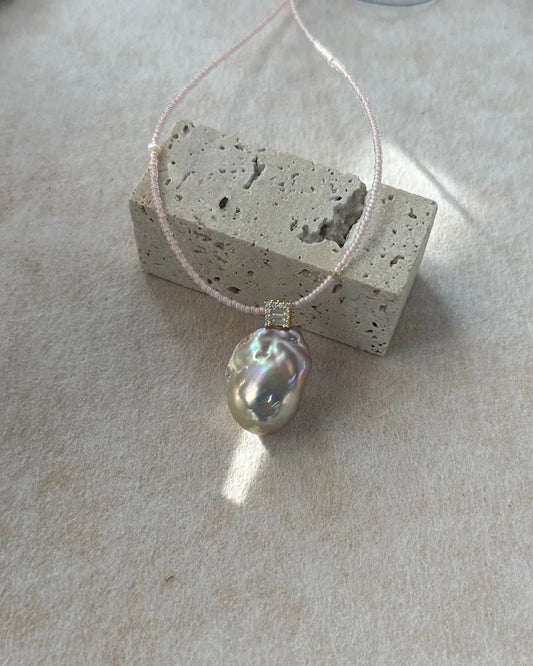 Fairy Pink Baroque Pearl Pendant Necklace - SOLIS MOOD