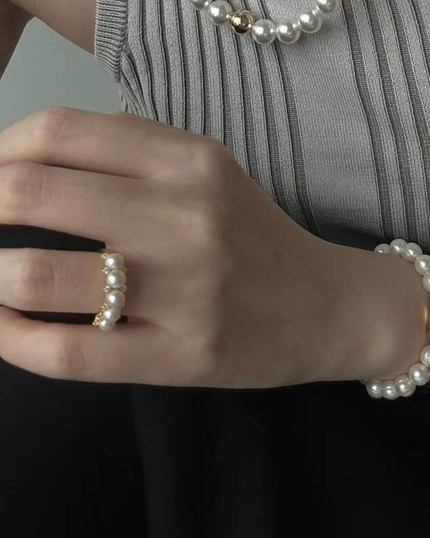 Row Diamond Pearl Ring - SOLIS