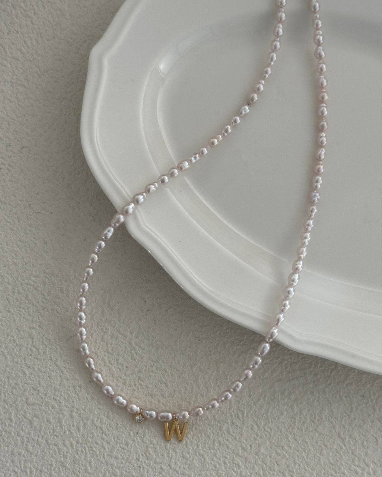 W-Shaped Mother-of-Pearl Pendant - SOLIS