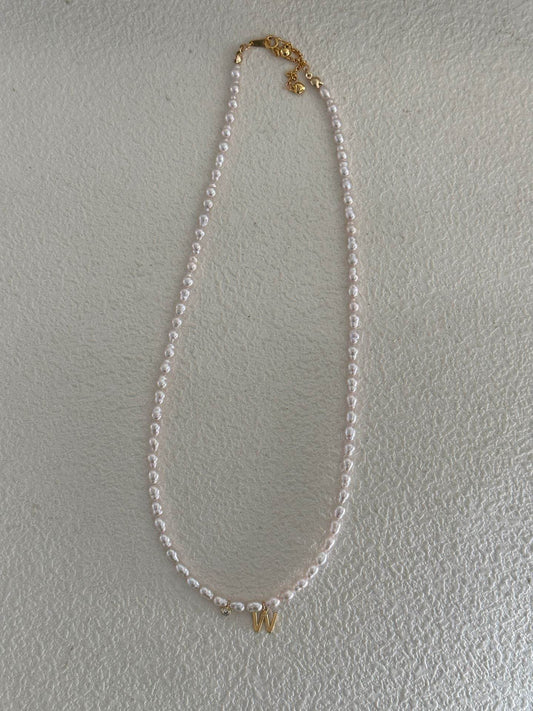 W-Shaped Mother-of-Pearl Pendant - SOLIS