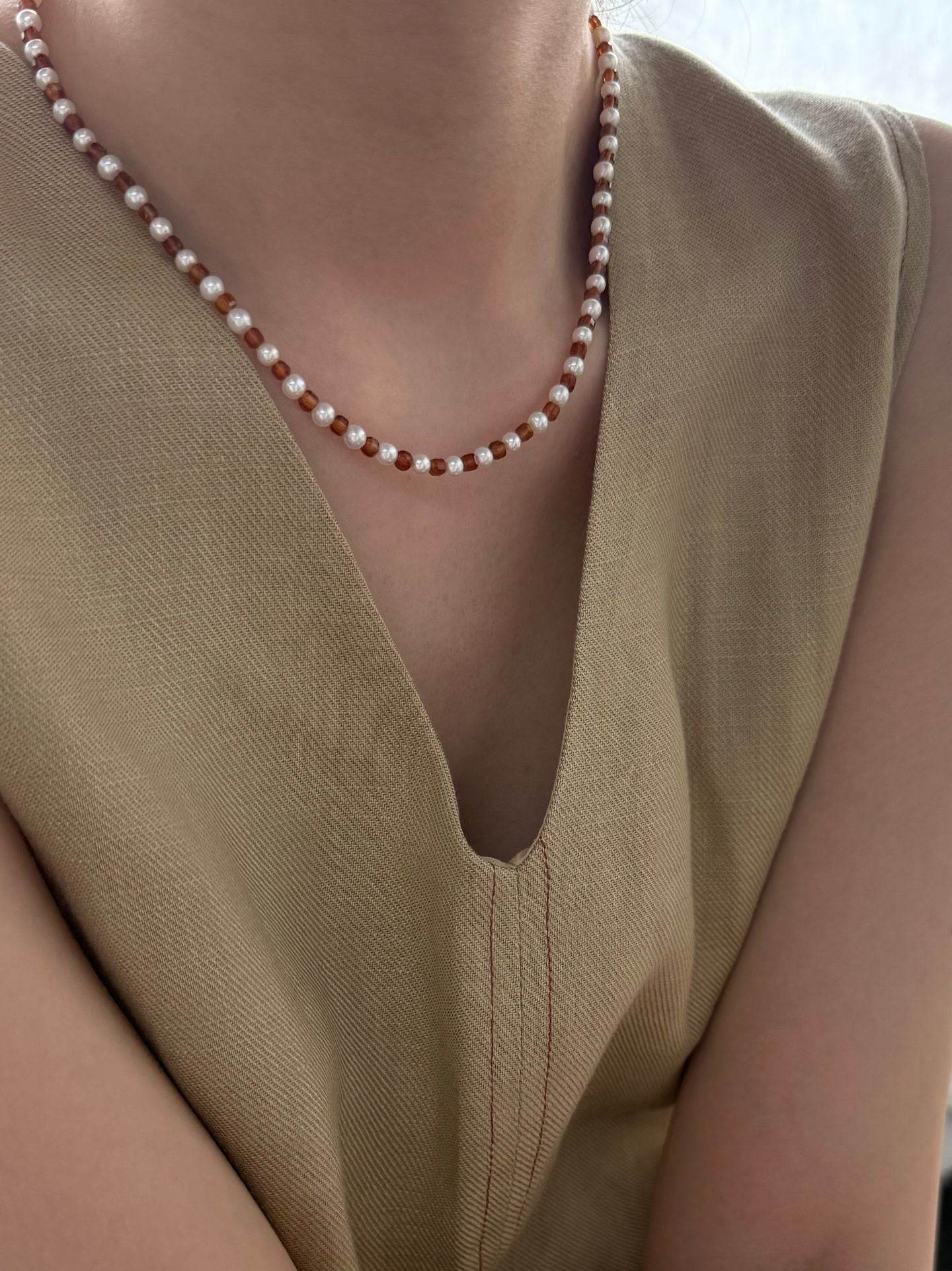 Garnet Glow Pearl Necklace - SOLIS