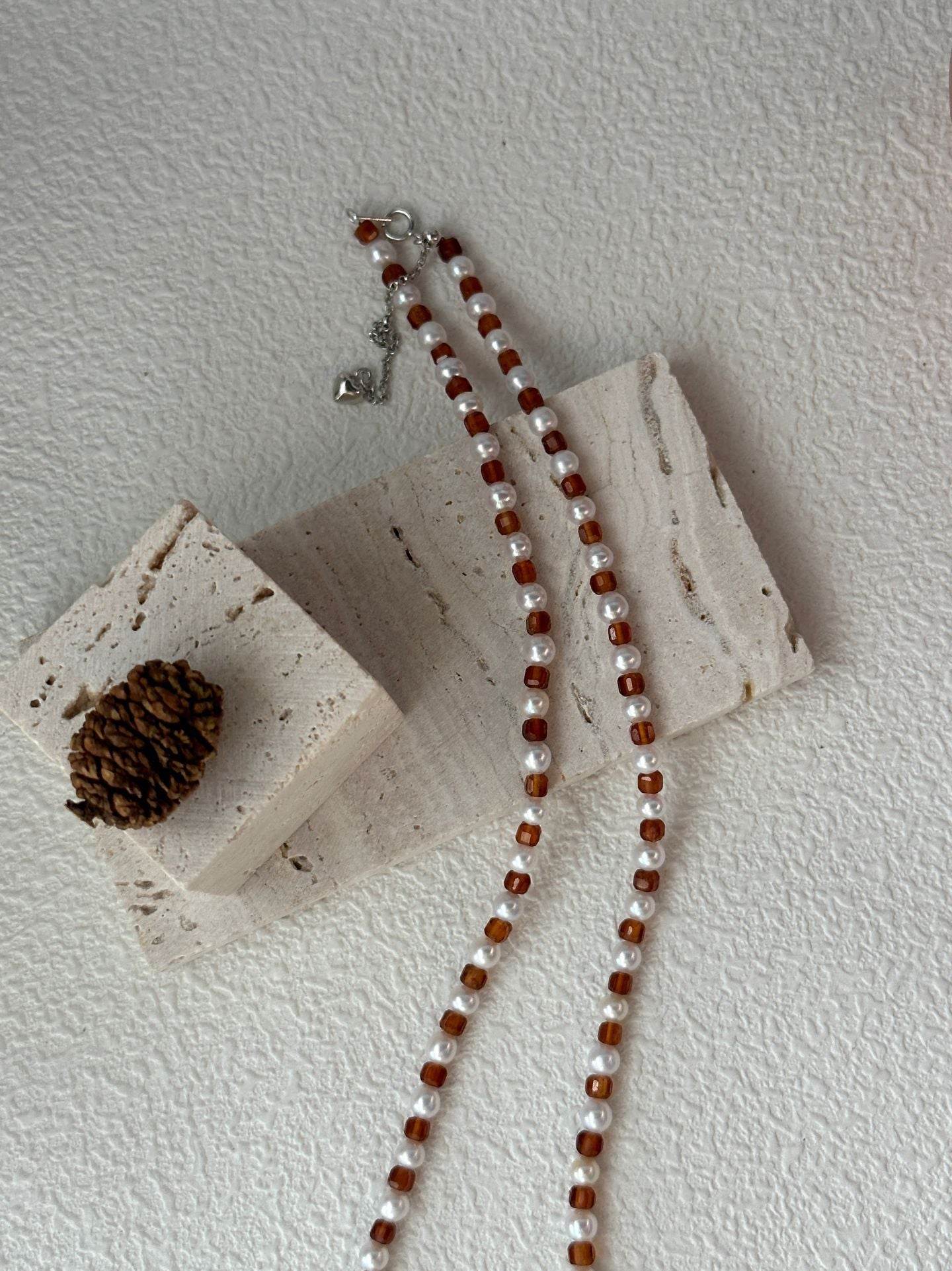 Garnet Glow Pearl Necklace - SOLIS