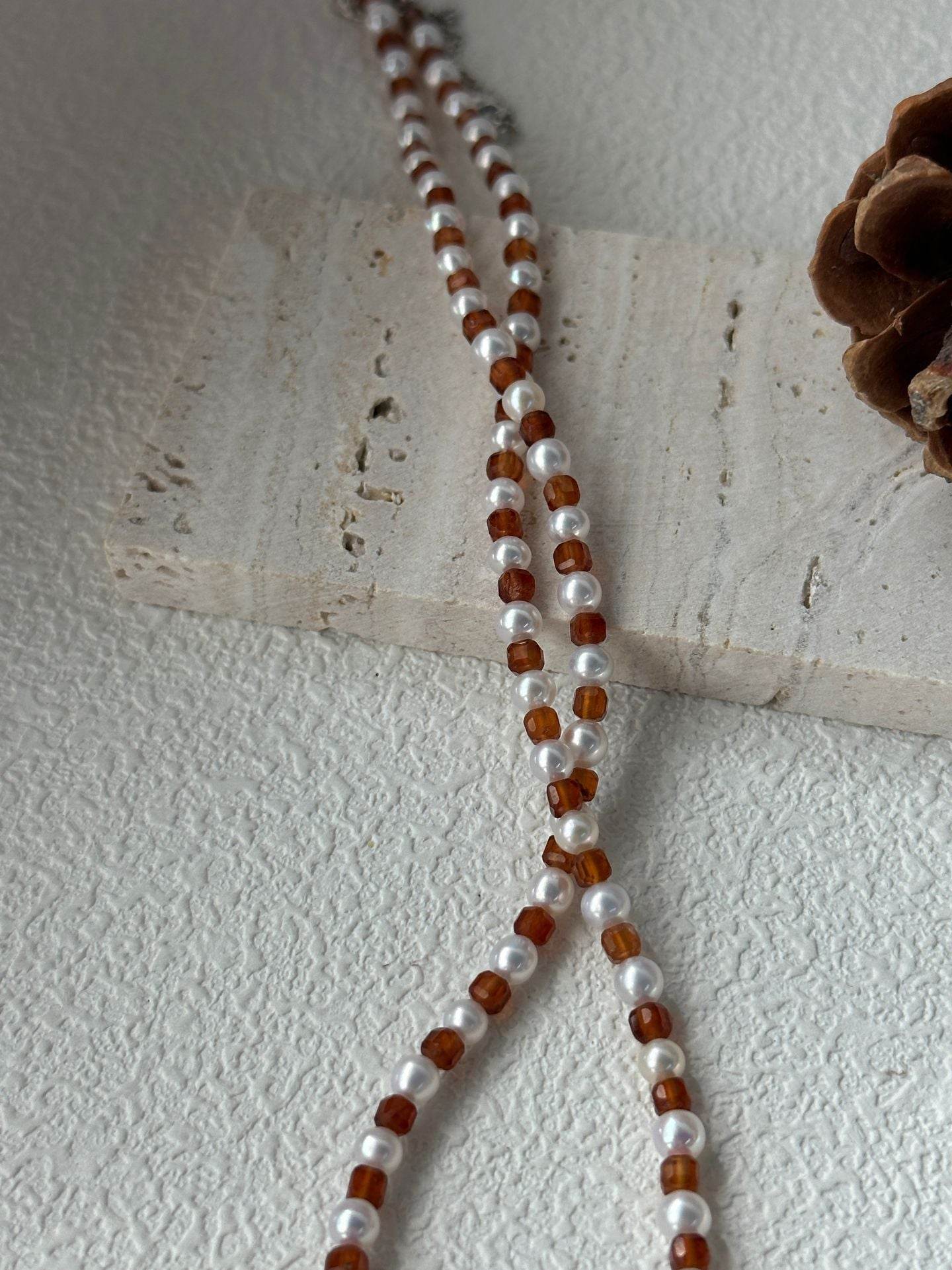 Garnet Glow Pearl Necklace - SOLIS