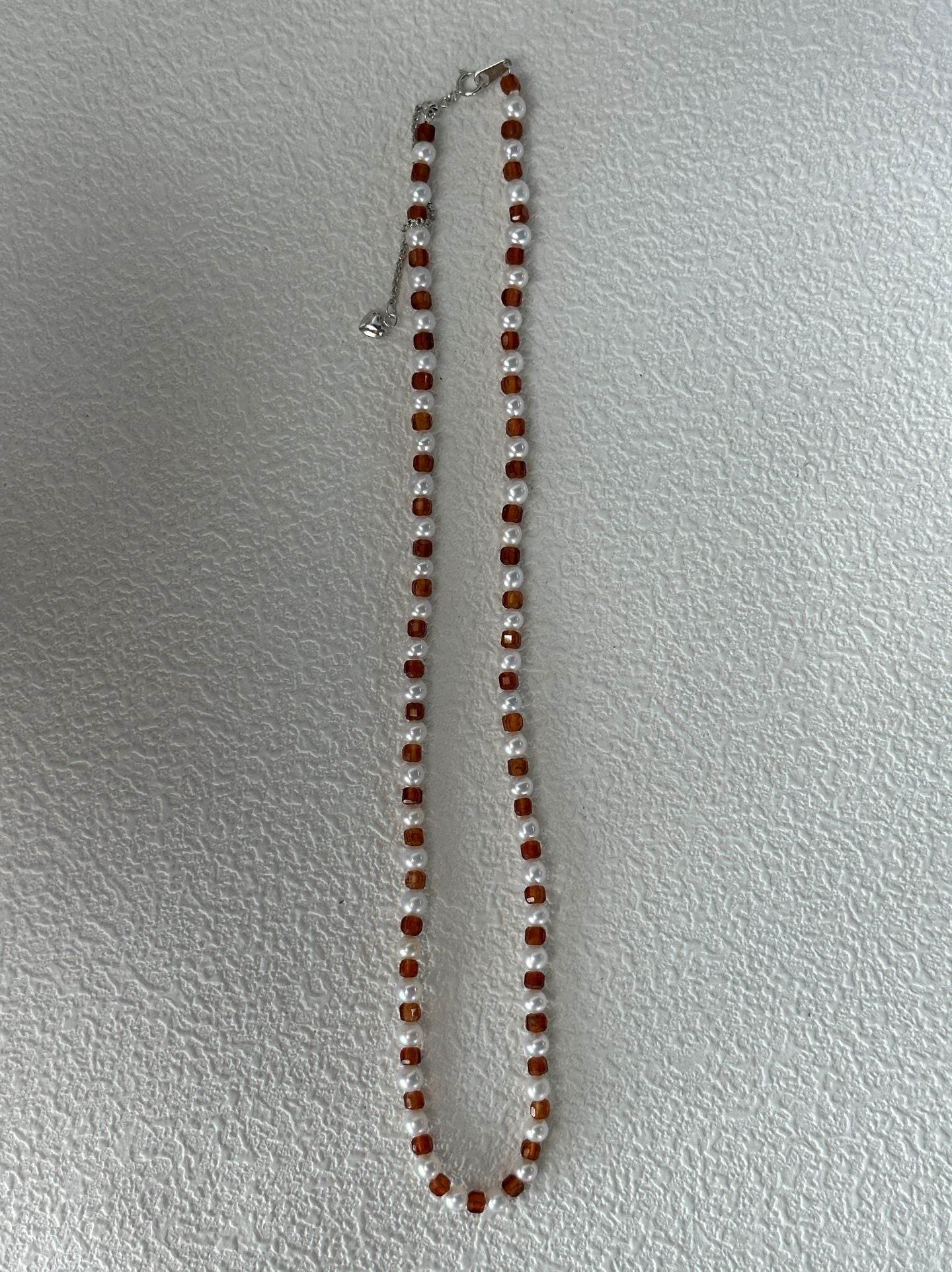 Garnet Glow Pearl Necklace - SOLIS