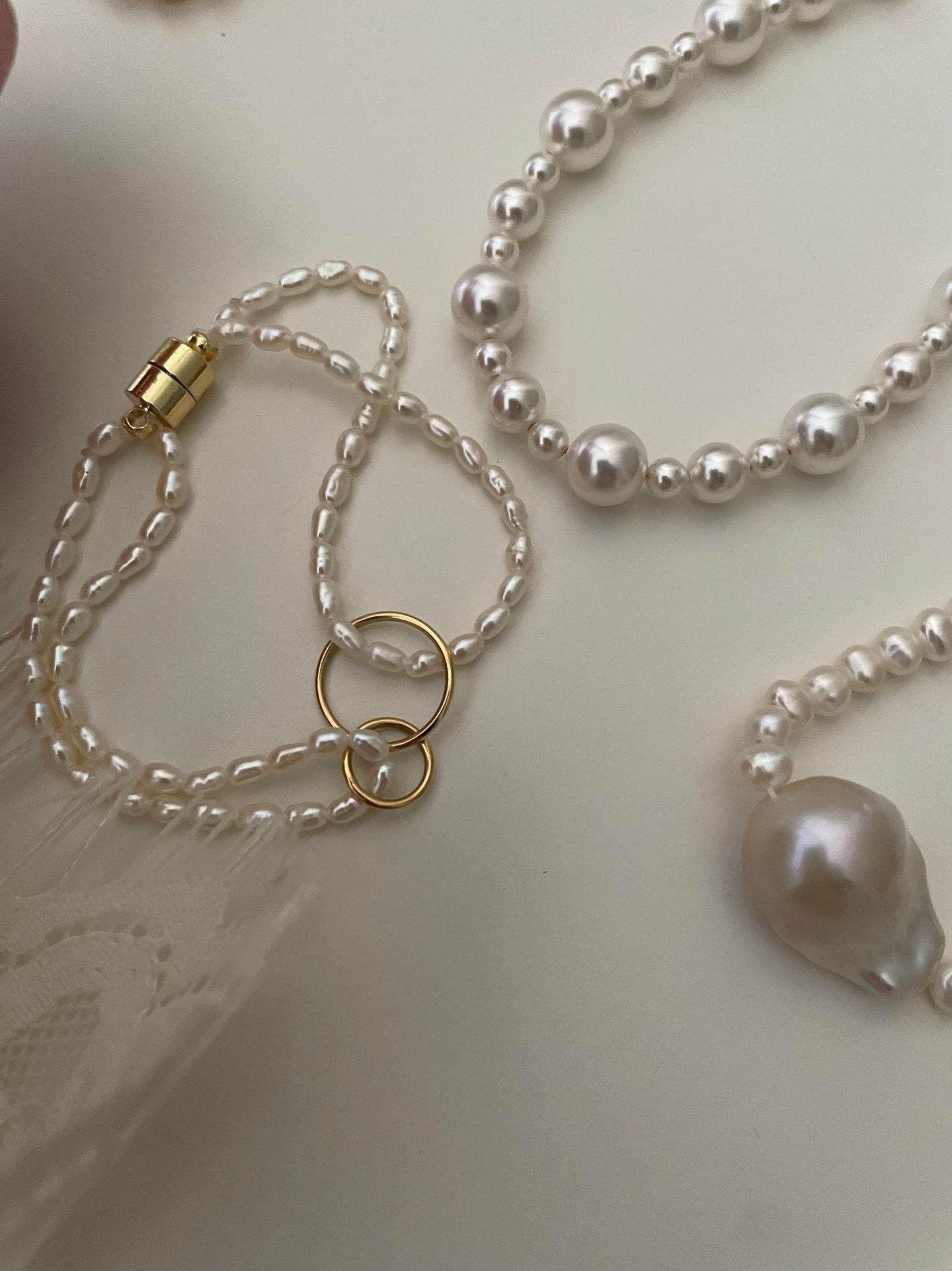 Centerpiece Baroque Pearl Necklace - SOLIS