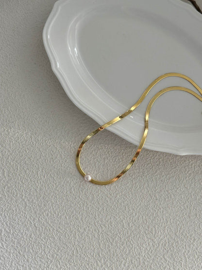 Single Pearl Sleek Chain Necklace - SOLIS