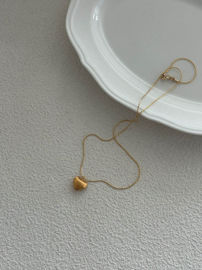Matte Heart Chain Necklace - SOLIS