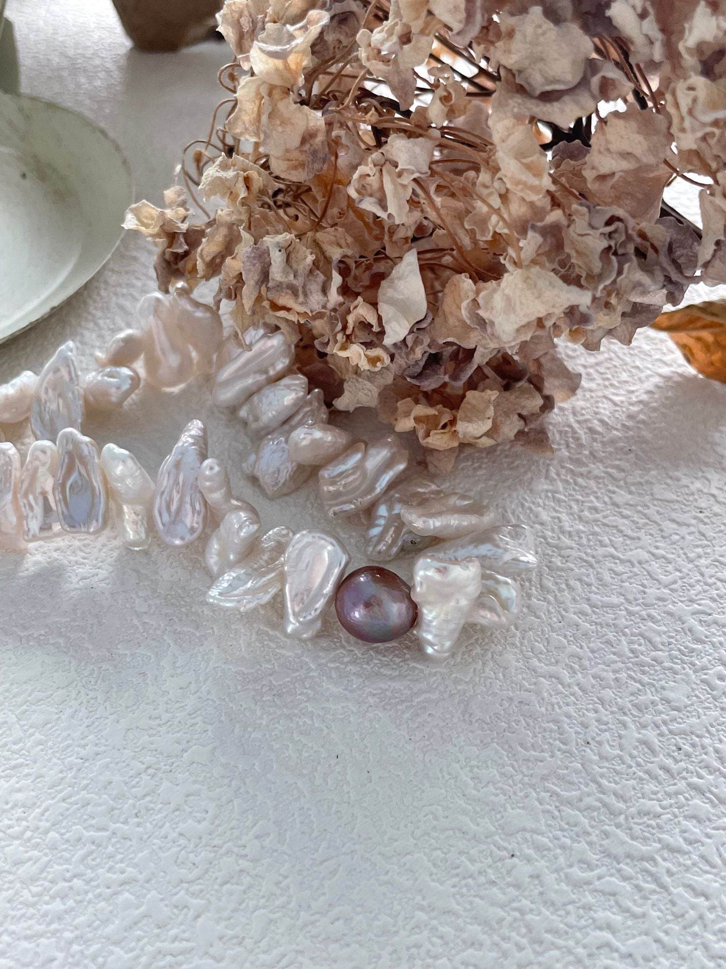 Petal Sun Pearl Necklace - SOLIS