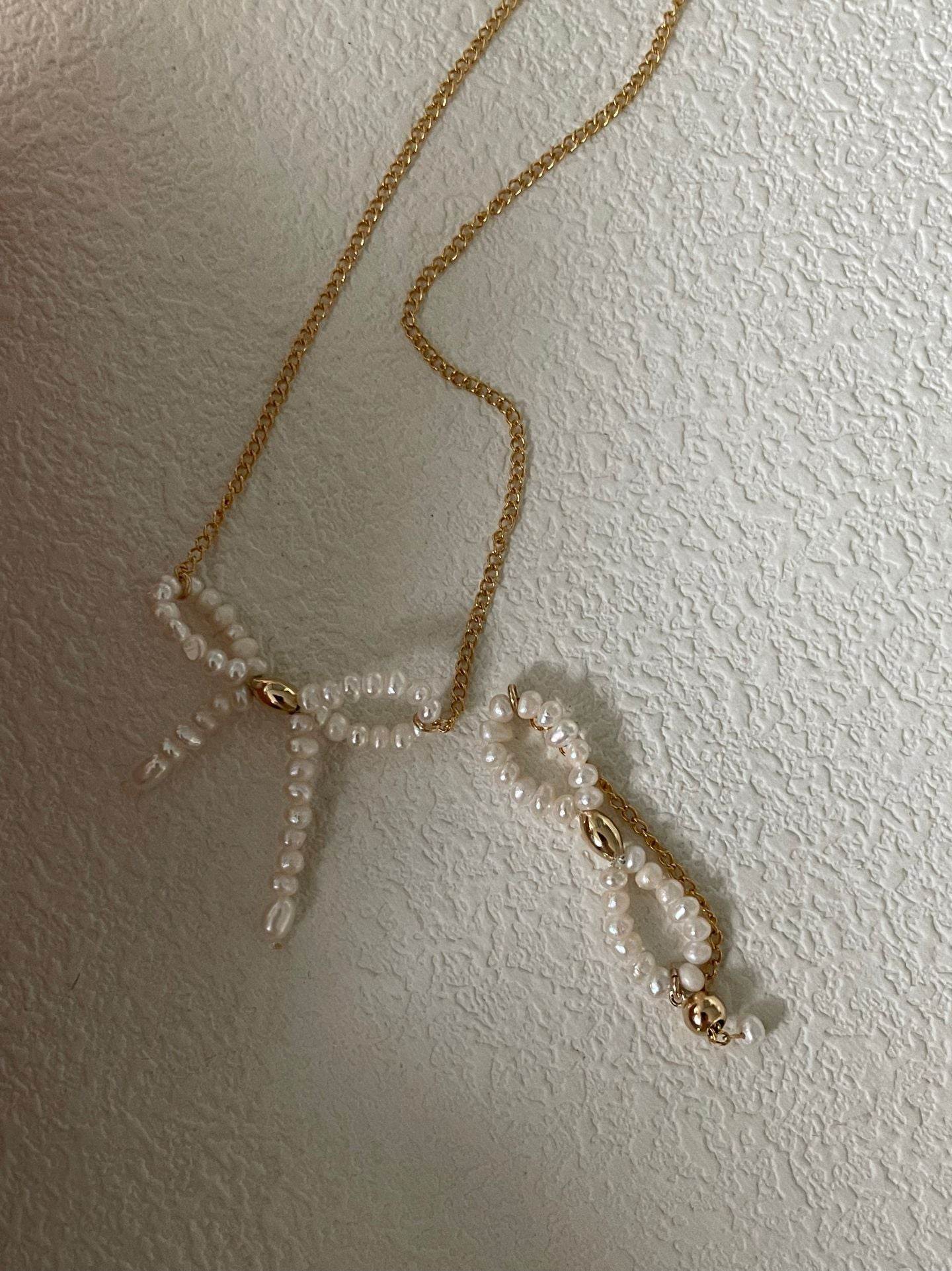 Pearl Bow Choker - SOLIS