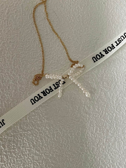 Pearl Bow Choker - SOLIS