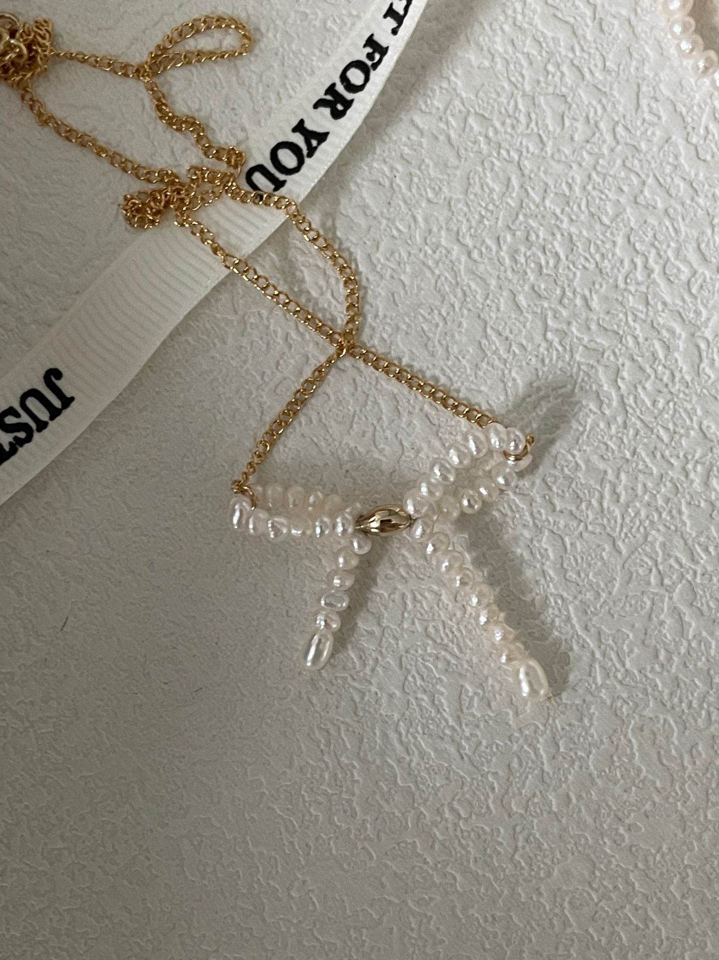 Pearl Bow Choker - SOLIS