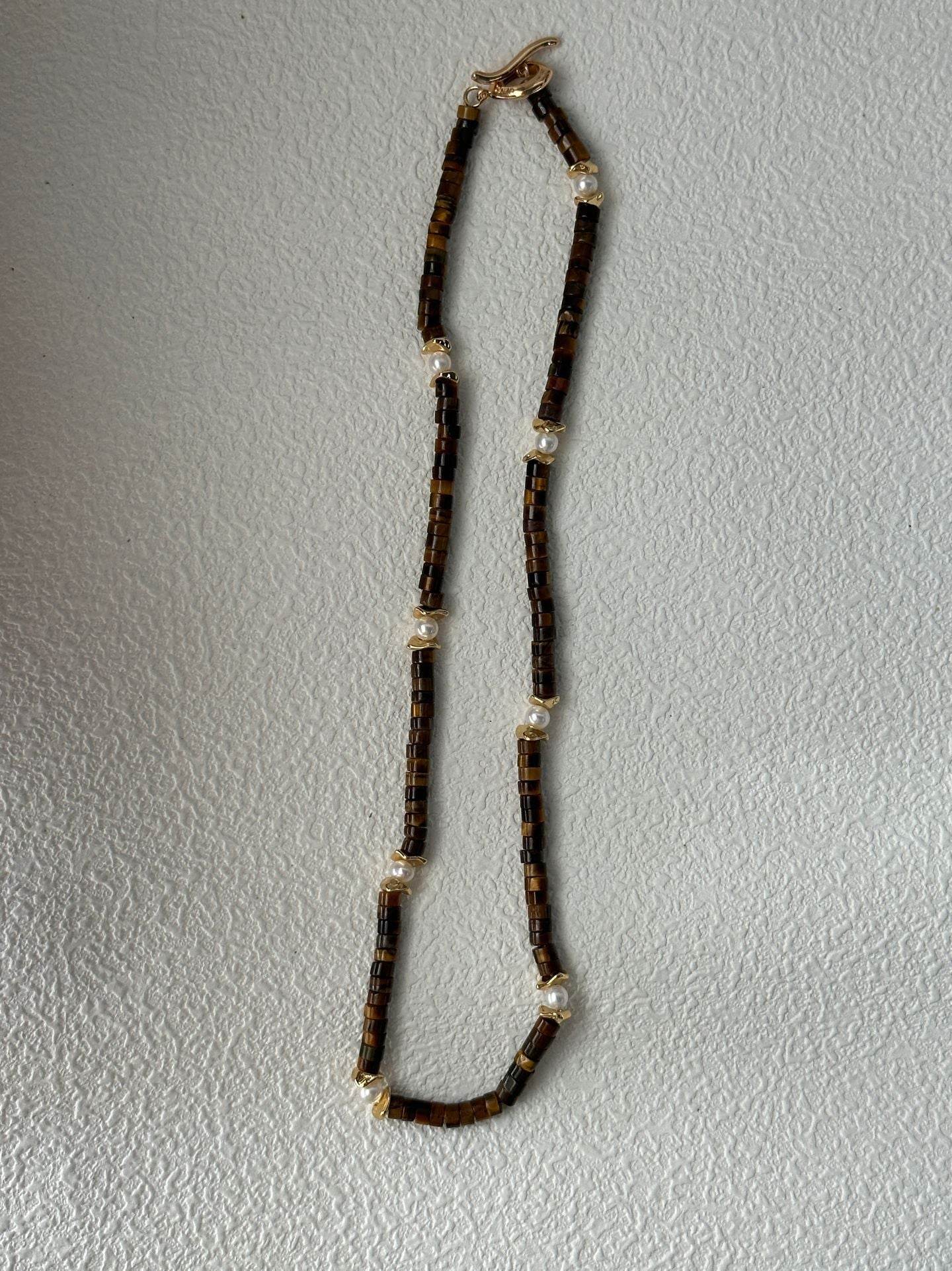 Caramel Stone Pearl Necklace - SOLIS