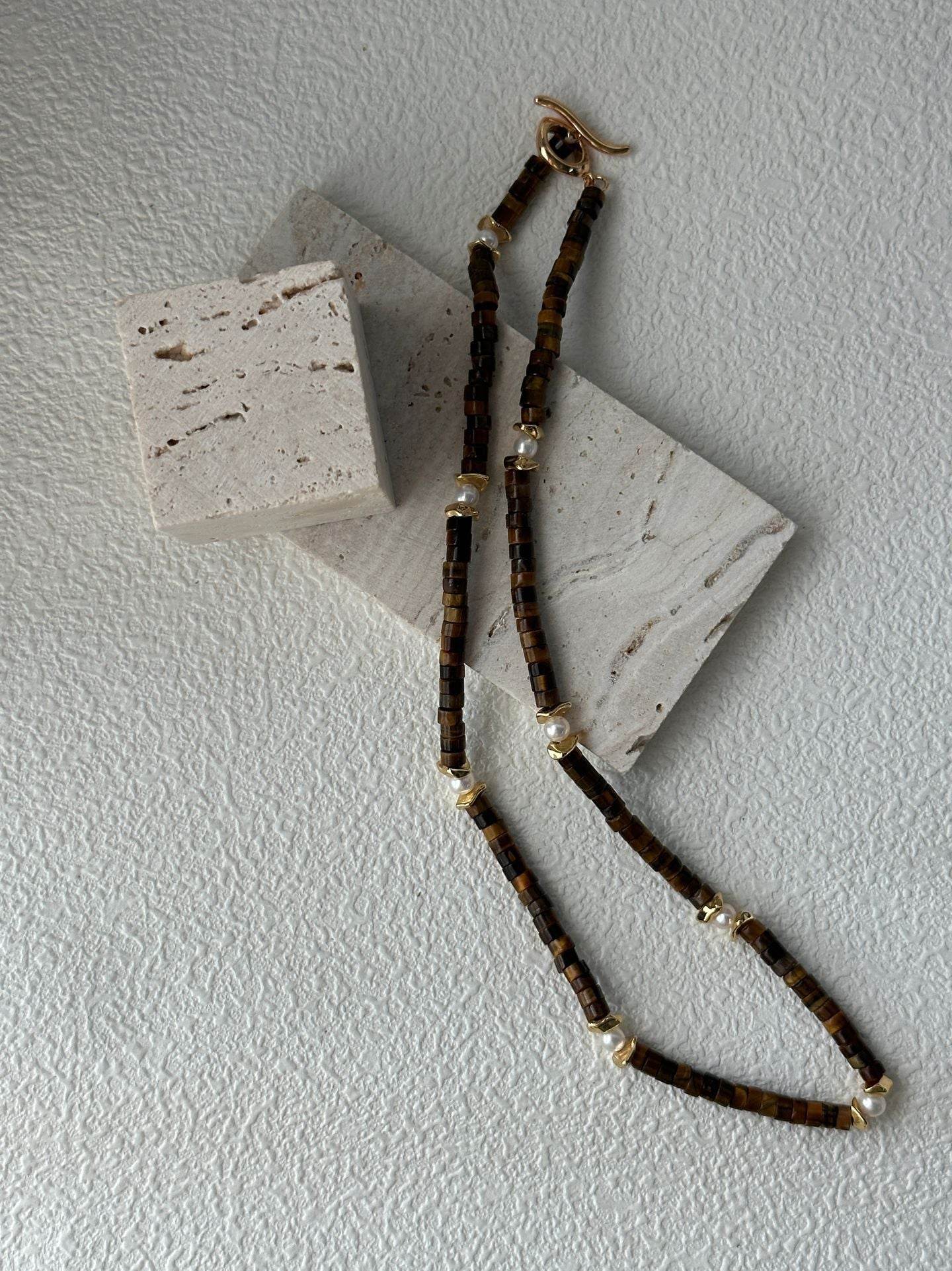 Caramel Stone Pearl Necklace - SOLIS