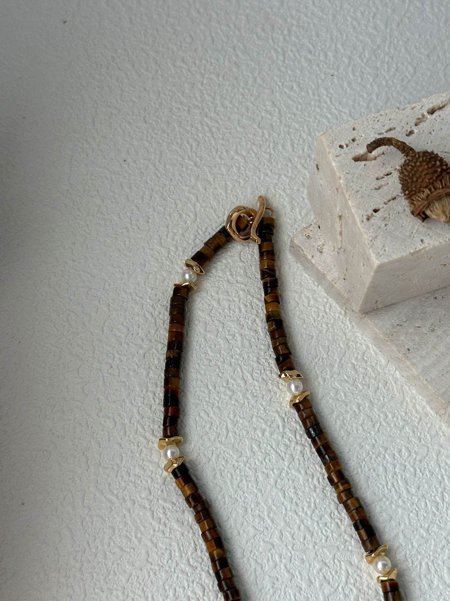 Caramel Stone Pearl Necklace - SOLIS