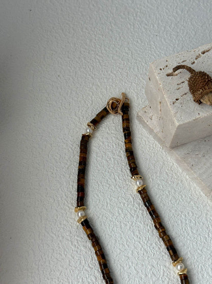 Caramel Stone Pearl Necklace - SOLIS