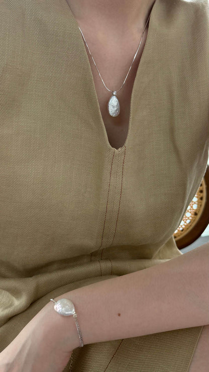 Classic Teardrop Baroque Pearl Necklace - SOLIS