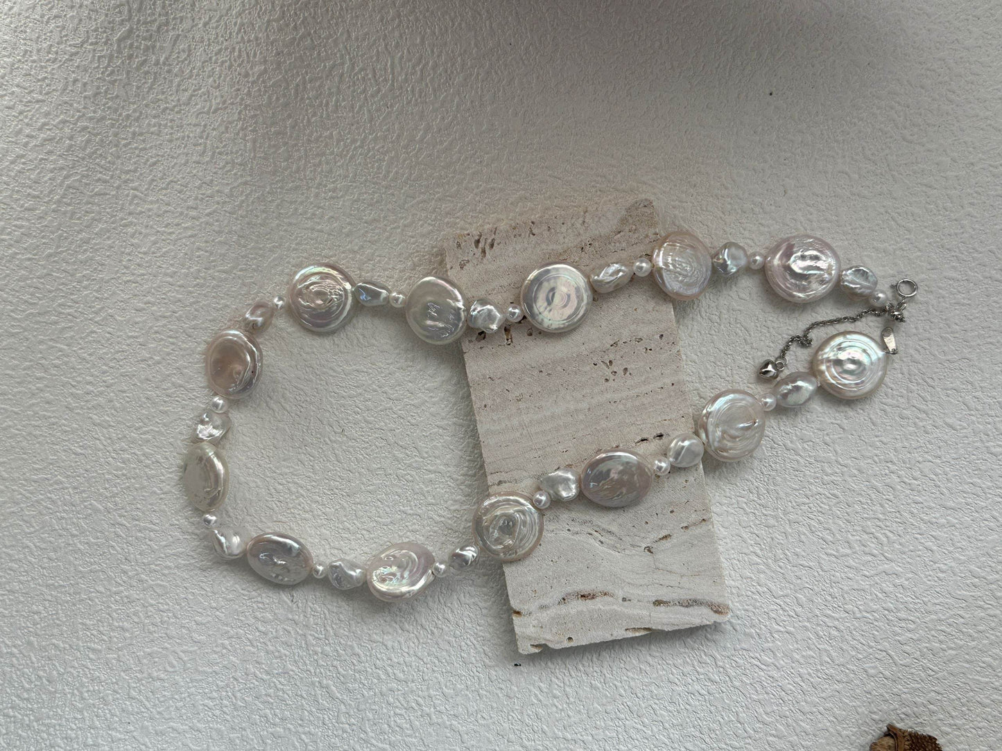 Moon Tides | Coin Baroque Pearl Necklace in 925 Silver - SOLIS
