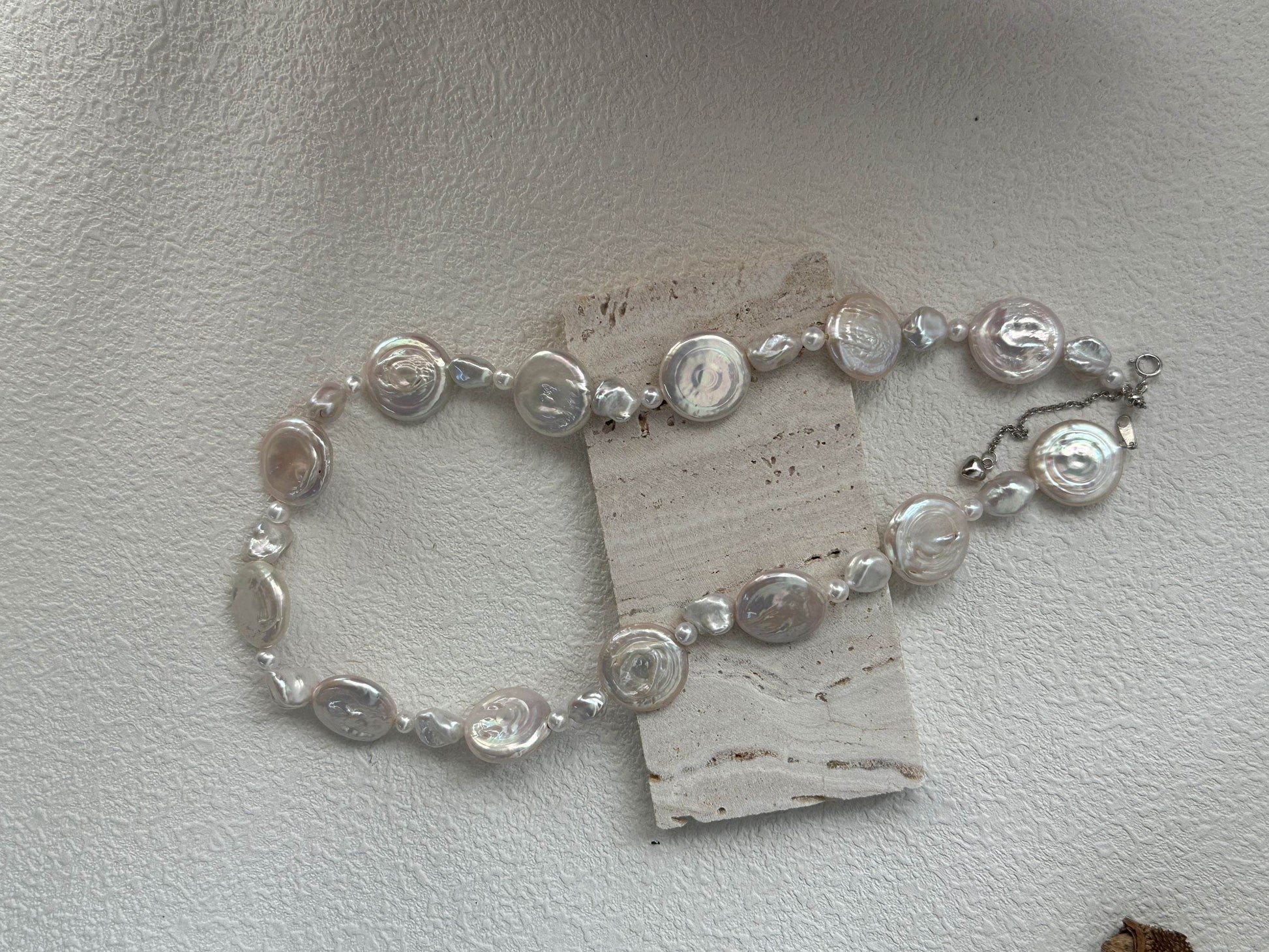 Moon Tides | Coin Baroque Pearl Necklace in 925 Silver - SOLIS