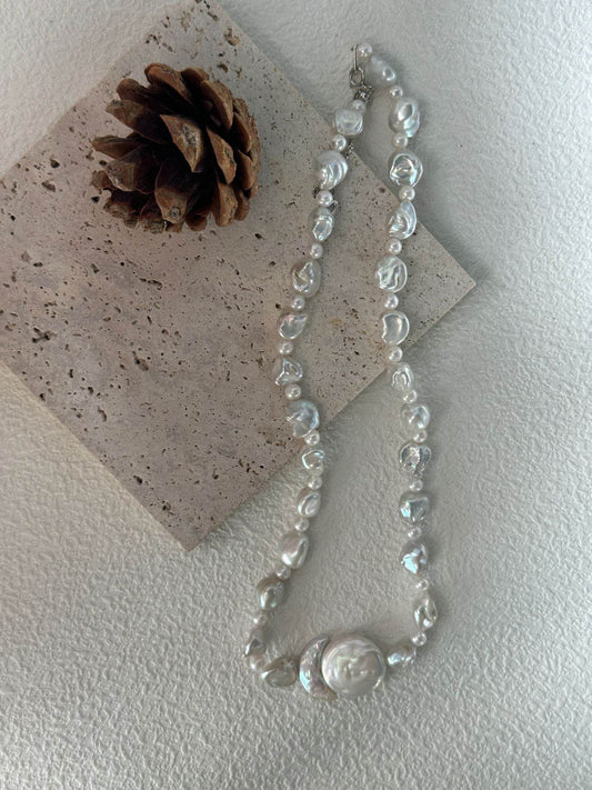 Solstice | Sun & Moon Pearl Pendant Necklace in 925 Silver - SOLIS