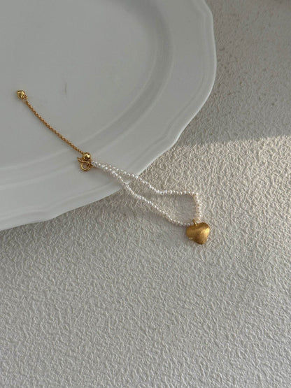 Matte Heart & Pearl Bracelet - SOLIS