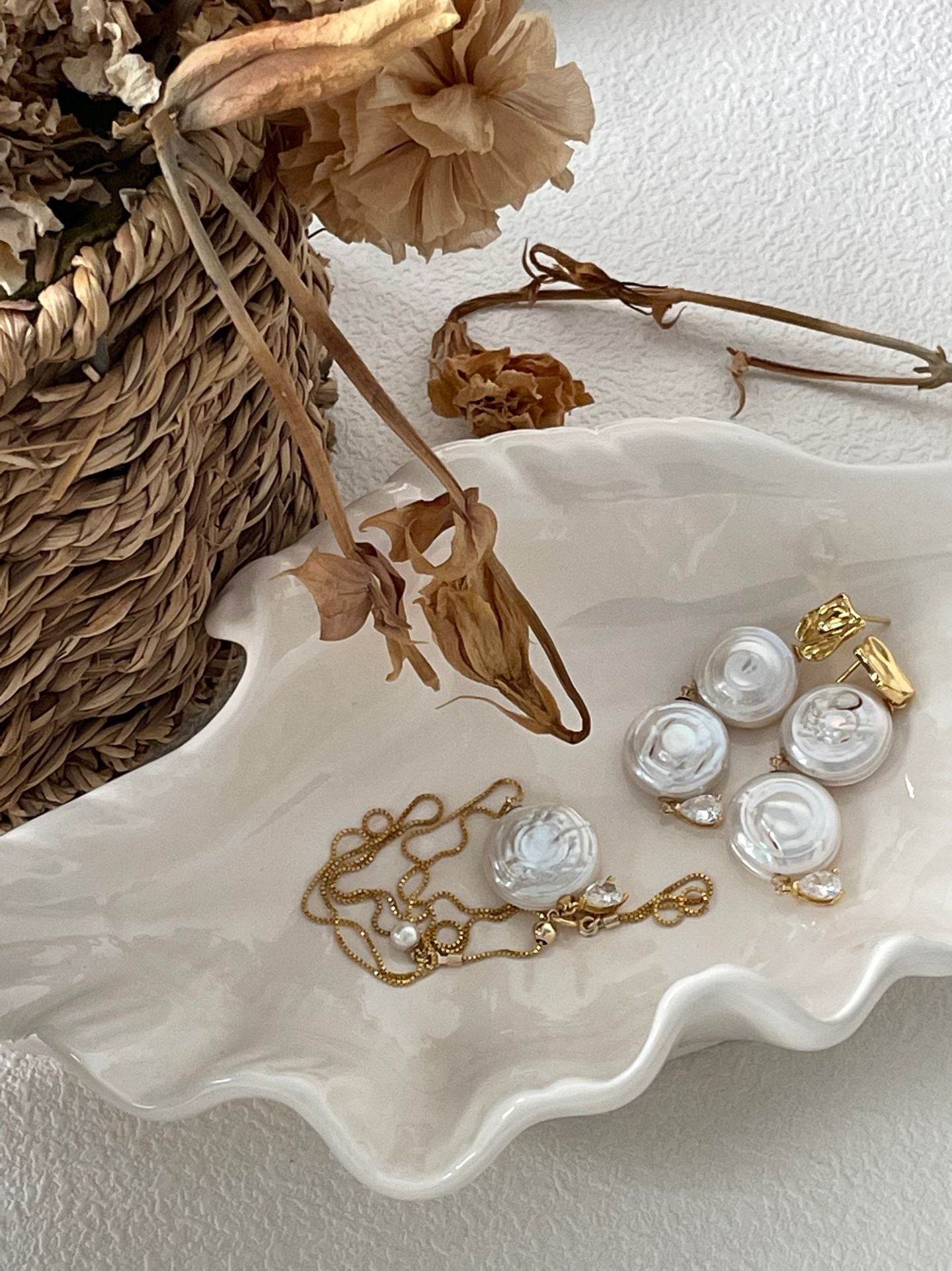 Roman Holiday Necklace · Classic Chain - SOLIS