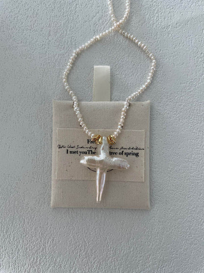 Divine Shape – Baroque Cross Pearl Necklace - SOLIS