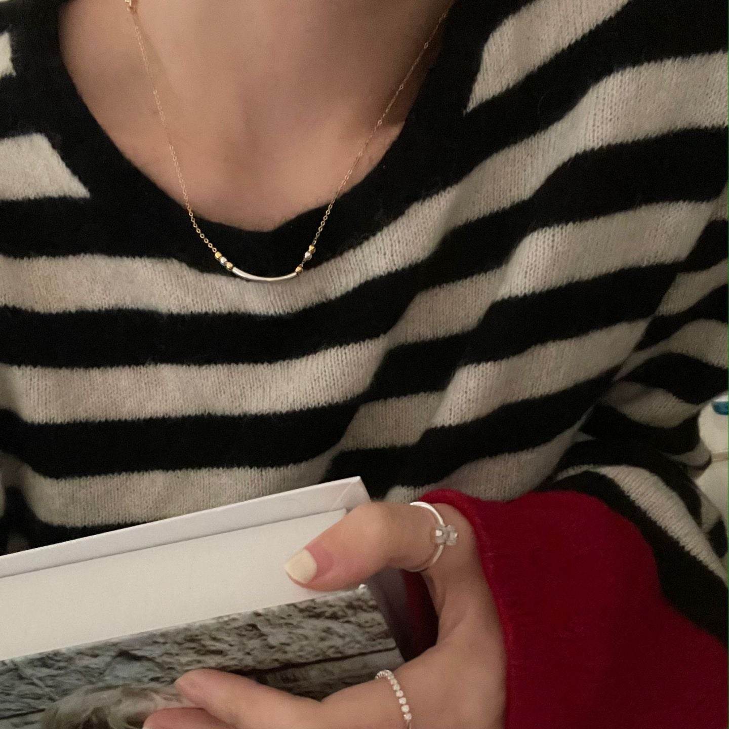 Smiley Curve Necklace - SOLIS