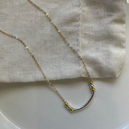 Smiley Curve Necklace - SOLIS