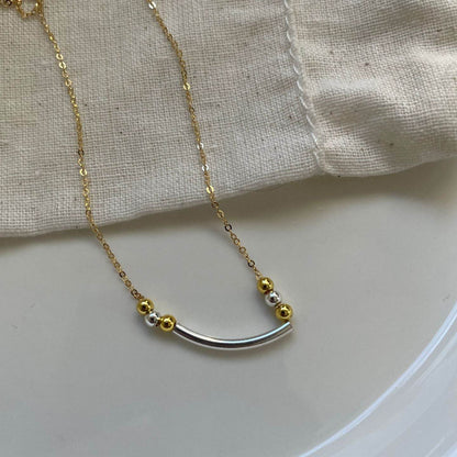 Smiley Curve Necklace - SOLIS