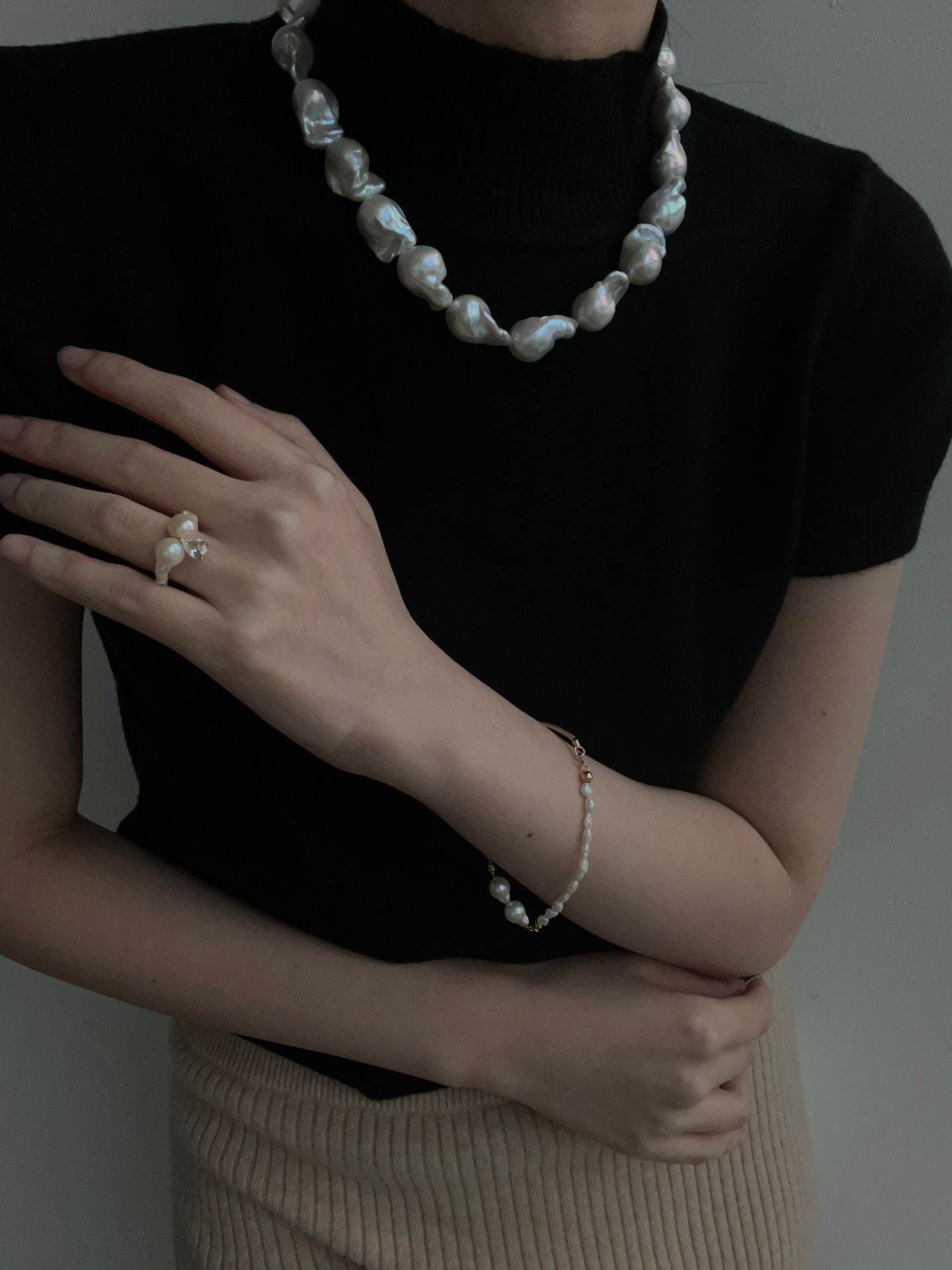 “Sculpture” – Baroque Pearl Statement Necklace - SOLIS