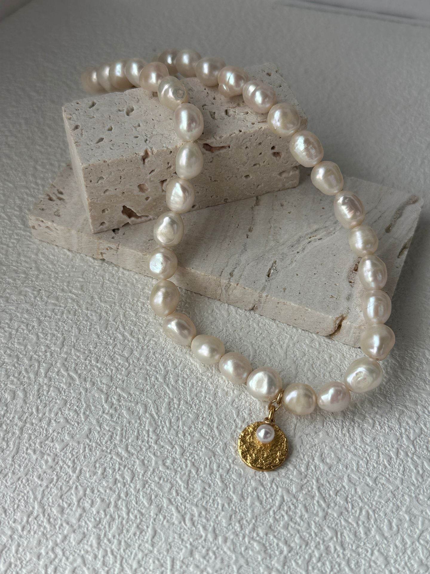 Gardener Pearl Necklace - SOLIS