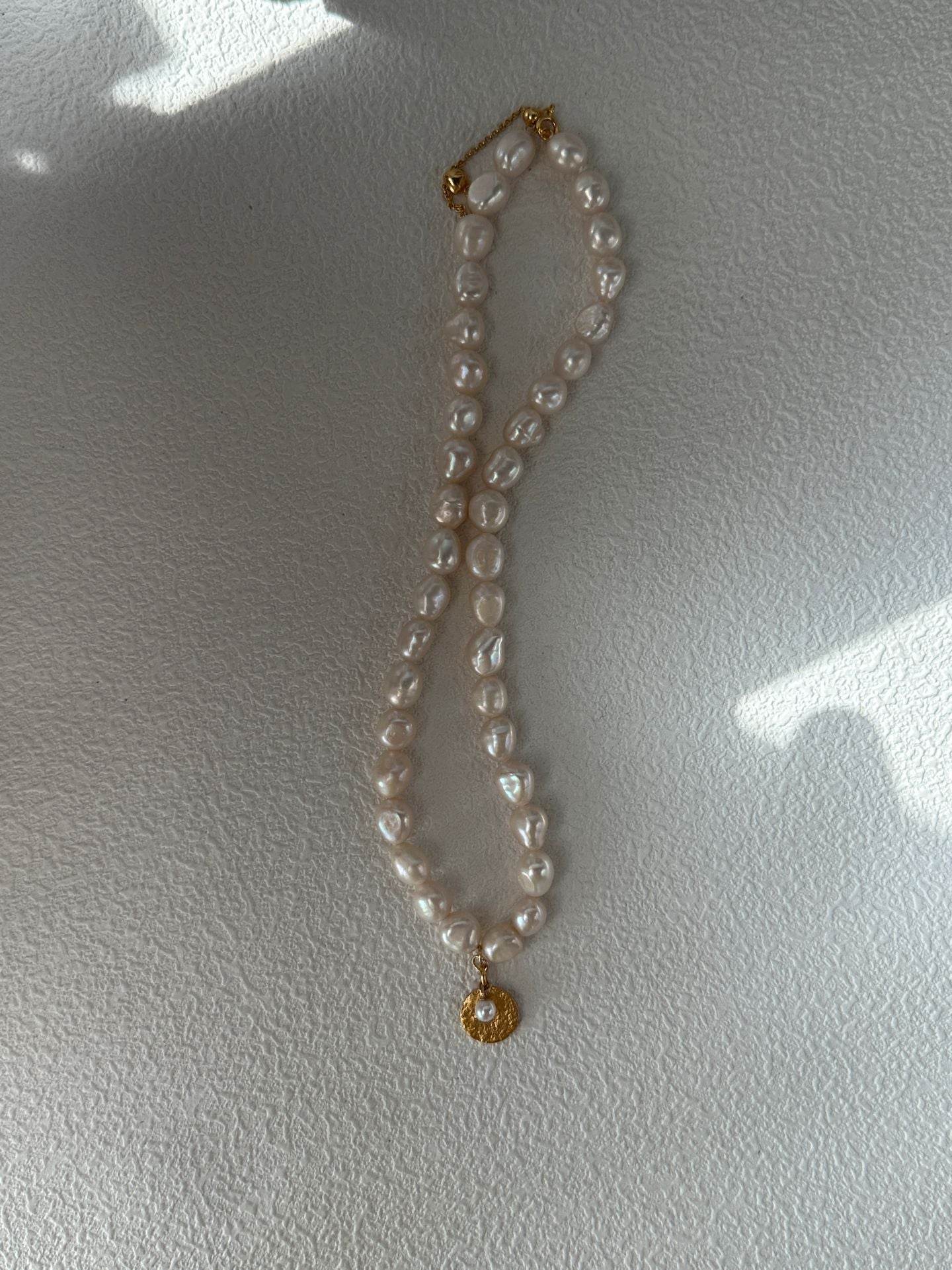 Gardener Pearl Necklace - SOLIS