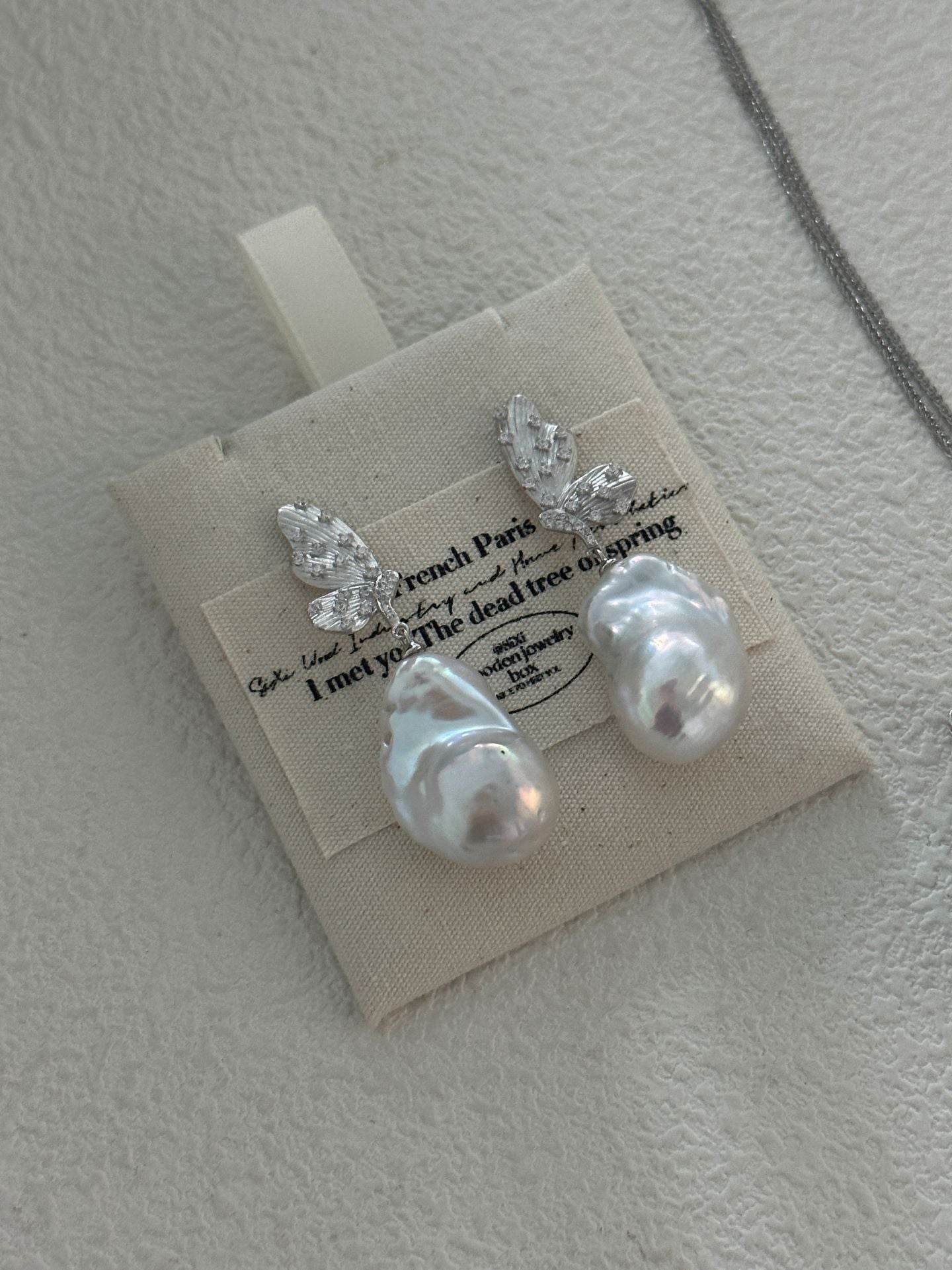 Butterfly Wings Baroque Pearl Earrings - SOLIS