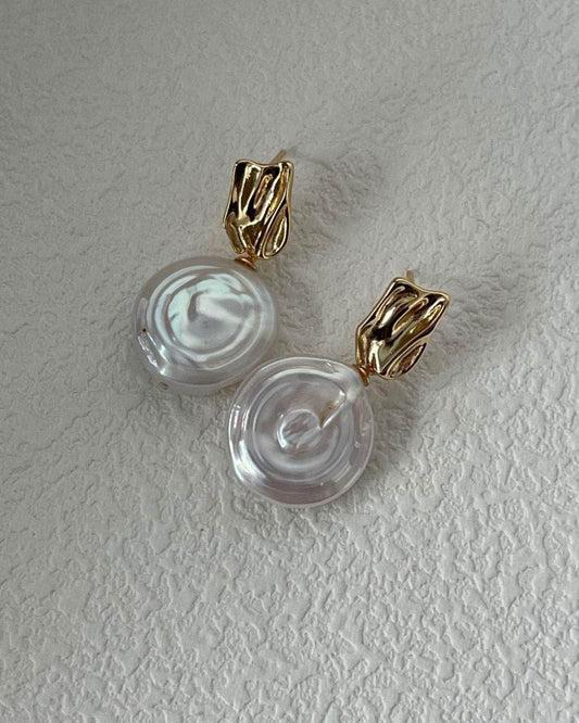 Roman Holiday Baroque Pearl Earrings - SOLIS