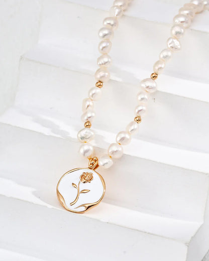 Vintage Pearl Necklace · Glossy Enamel Pendant - SOLIS MOOD