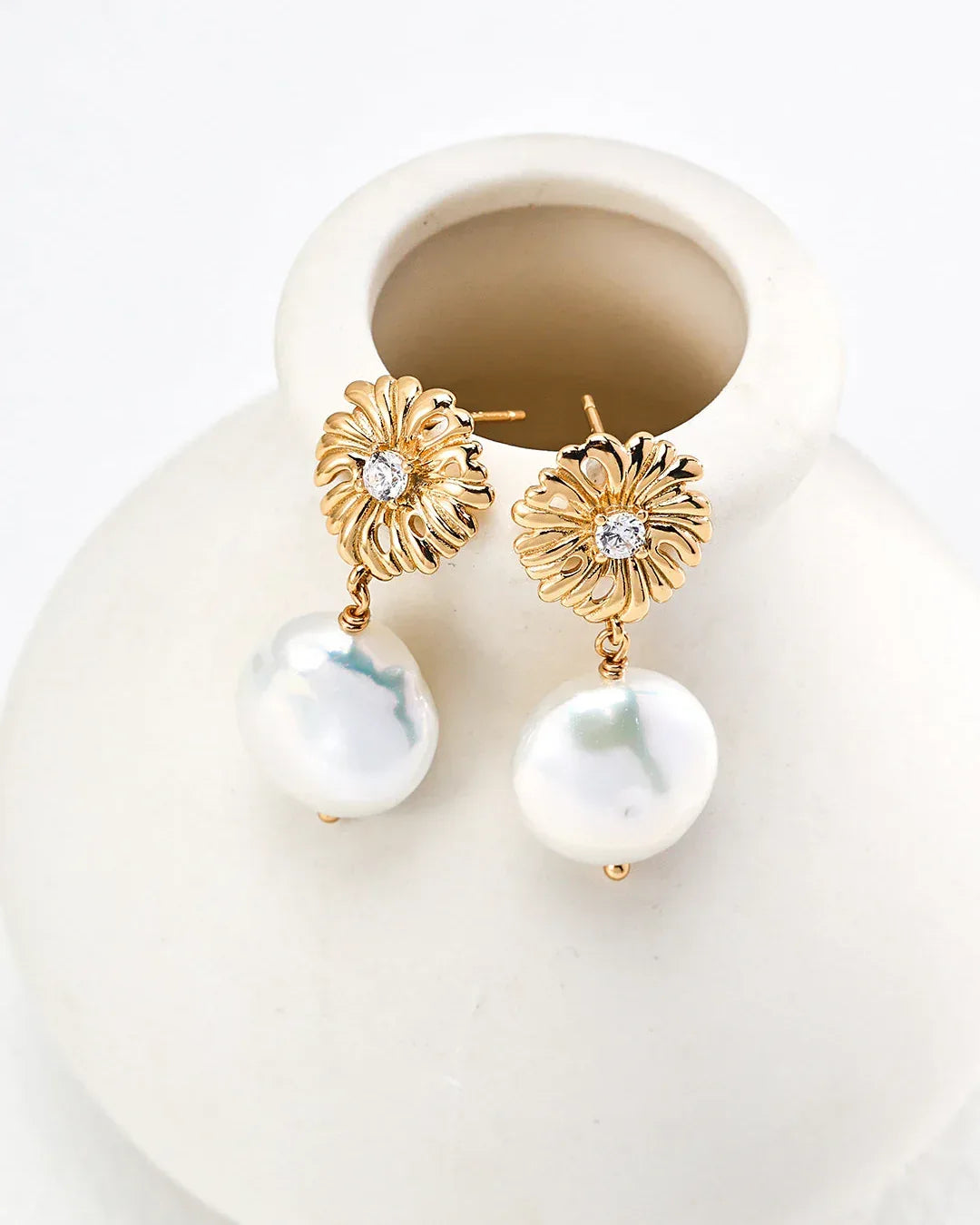 Vintage Gold Pearl Drop Earrings – 925 Silver - SOLIS MOOD