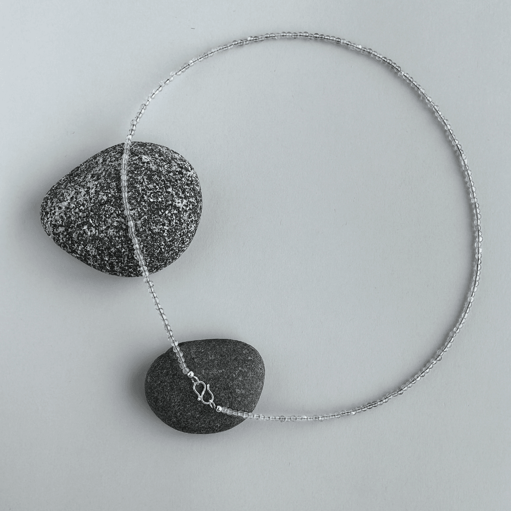 Gray Moonstone Choker Necklace – Minimalist 925 Silver Jewelry for Quiet Luxury - SOLIS