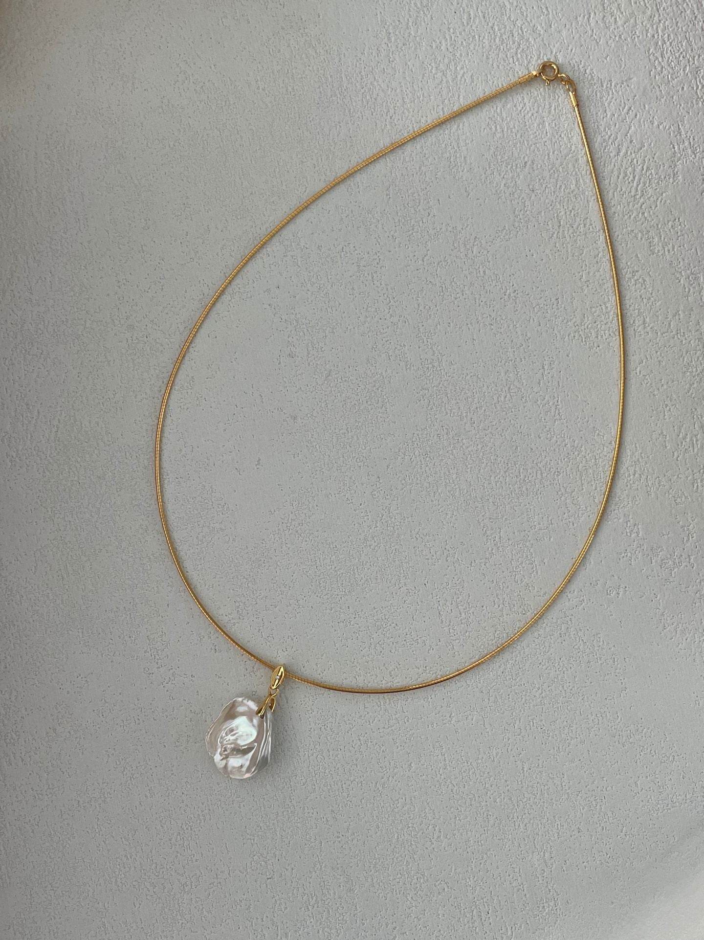 Sculpted Petals Set – Necklace & Earrings - SOLIS