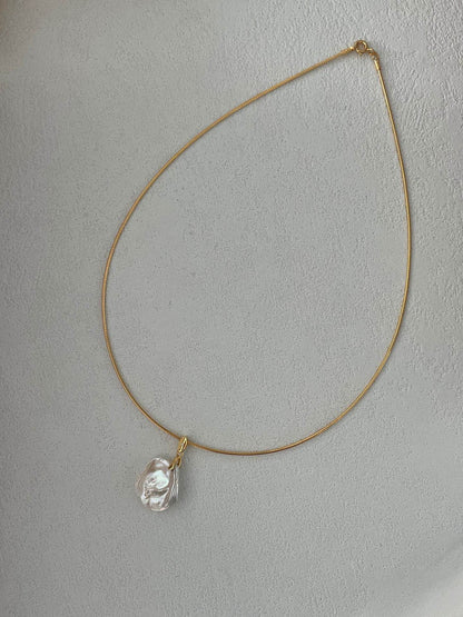 Sculpted Petals Set – Necklace & Earrings - SOLIS