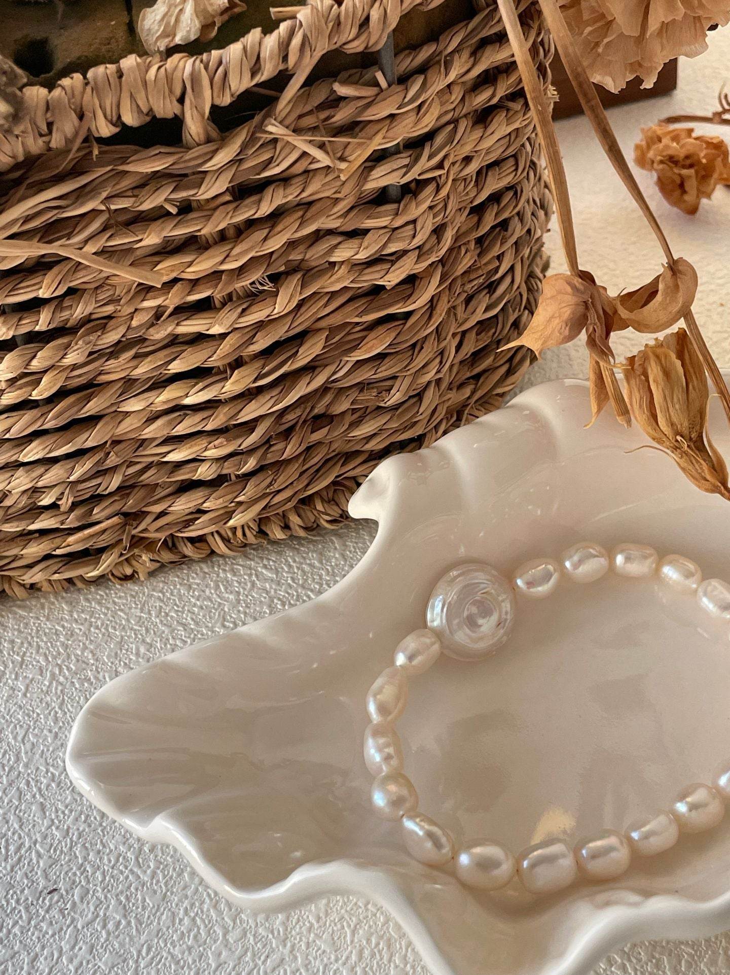 Roman Holiday Cameo Pearl Necklace – 14K Gold Filled - SOLIS