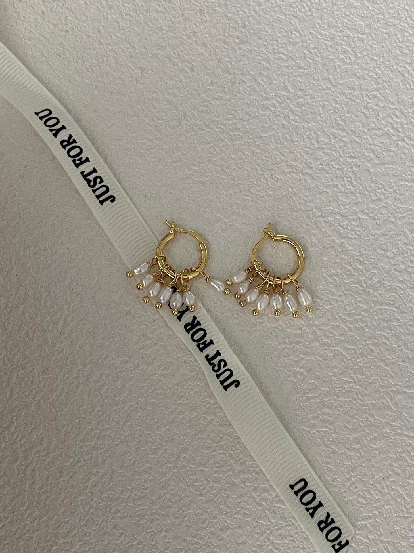 Bud Pearl Hoops - SOLIS