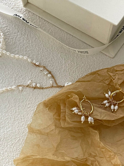 "Fleur" Freshwater Pearl Set – Soft Light in Motion