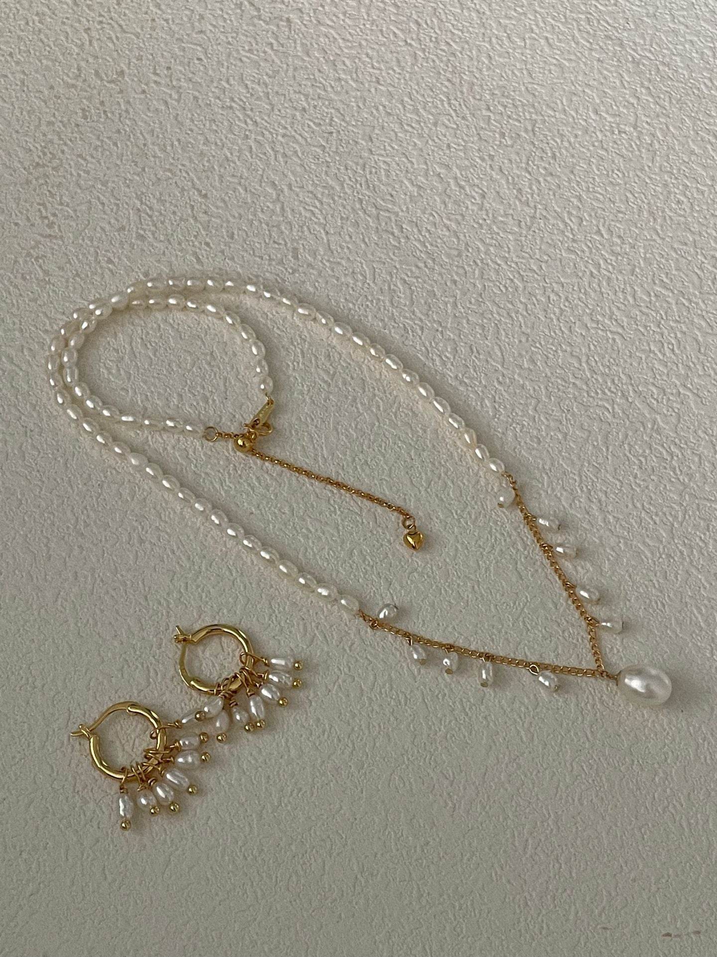 “Fleur” Freshwater Pearl Layering Necklace - SOLIS