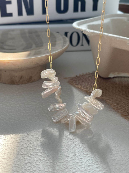 Irregular Baroque Pearl Smile Necklace - SOLIS