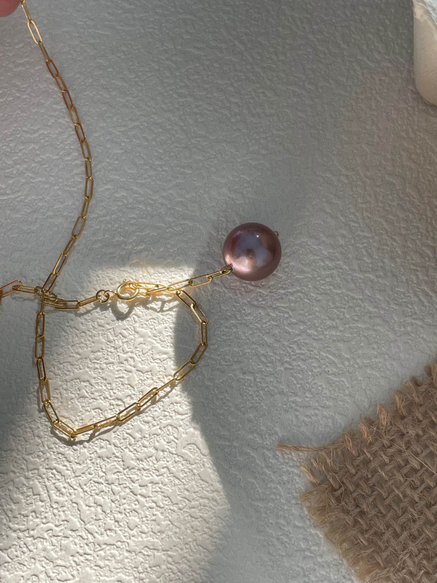 “Violet Drop” Single Pearl Necklace - SOLIS