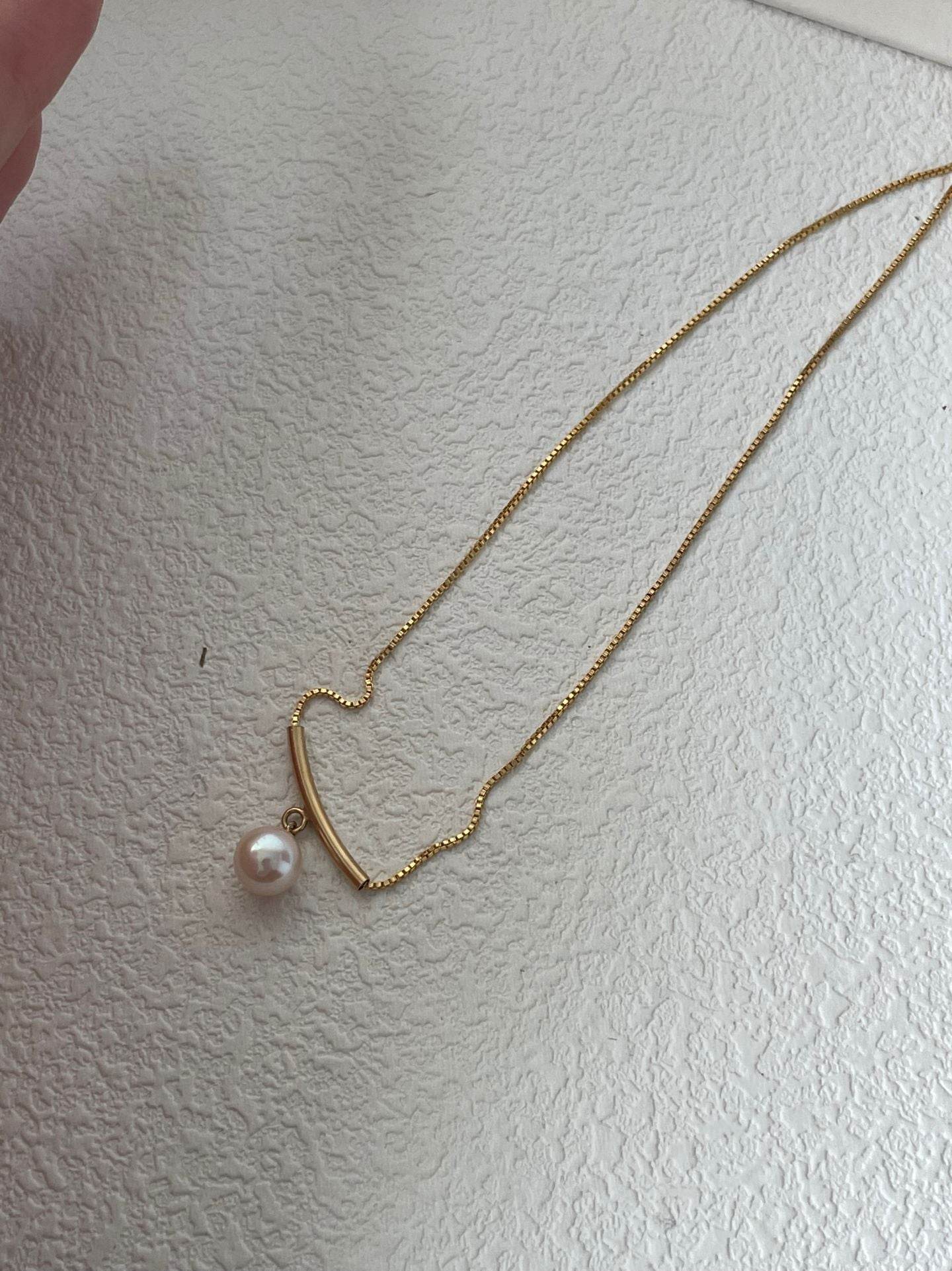 “Dew” Minimalist Drop Pearl Necklace - SOLIS