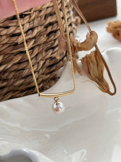 “Dew” Minimalist Drop Pearl Necklace - SOLIS