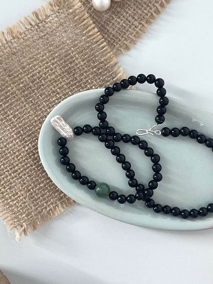 “Shadow & Light” Black Onyx Pearl Necklace - SOLIS