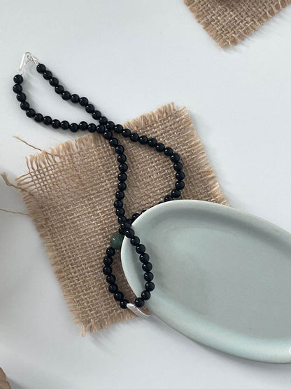 “Shadow & Light” Black Onyx Pearl Necklace - SOLIS