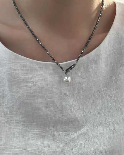 Pureline Swan Necklace - SOLIS
